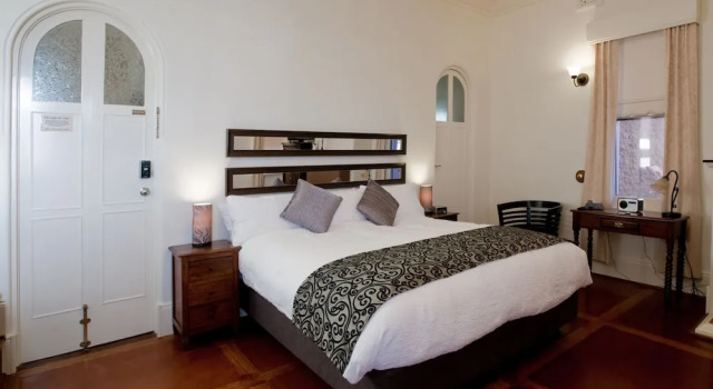 Семейный люкс рядом с пляжем The Madsen Boutique Hotel