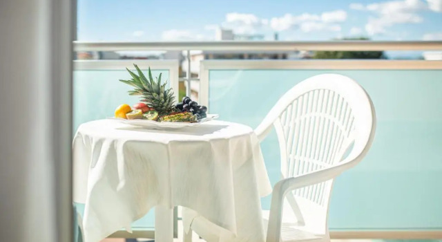 Одноместный номер Standard с частичным видом на море Hotel Royal