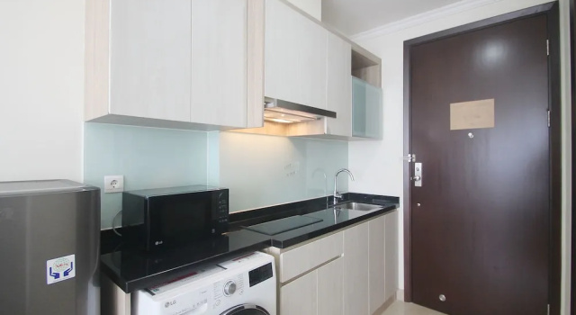Двухместная студия Executive Apartemen Menteng Park by Aparian