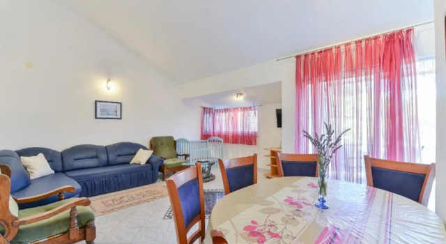 Apartments Pavlak, Забронировать Апартаменты/квартира Отели Zadar Islands с бассейном, Бассейн