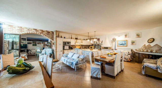 Nice Home In Arzachena, Забронировать Отель Отели Арцакена 4 звезды, 4*
