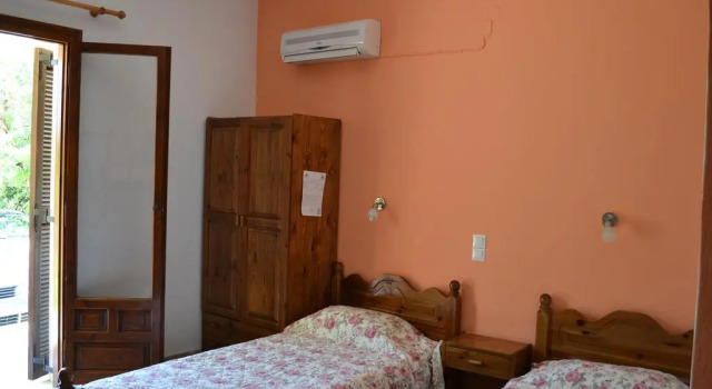 Salvanos Residence, Забронировать Отель Ипсос 