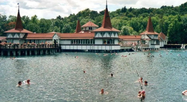 Castelinho Apartmanház, Buchen Sie Hotel Part Somogy
