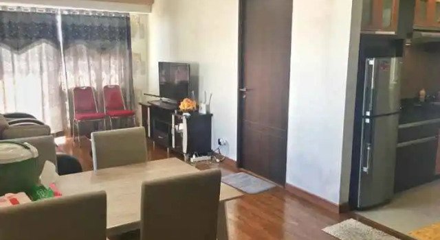 Penthouse at Royal Apartment, Book Apartment Hotels in Sulawesi with Parking, Parking