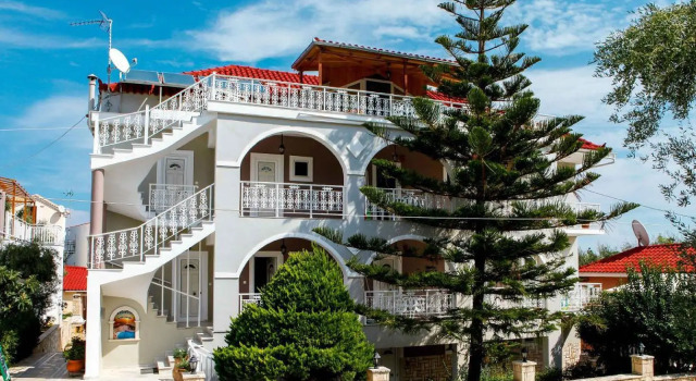 Amoudi Studios Apartments Hotel, Забронировать Апартаменты/квартира Апартаменты Амуди, Апартаменты/квартира