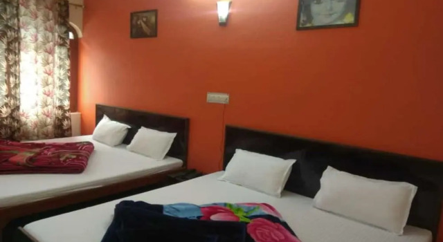 Hotel Him Ganga by Raatri, Rezervovat Hotel Uttarkāshi Uttarakhand
