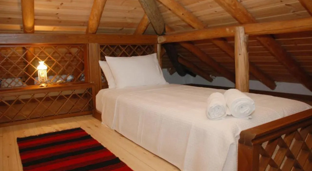 Полулюкс Deluxe Hotel Muse'e
