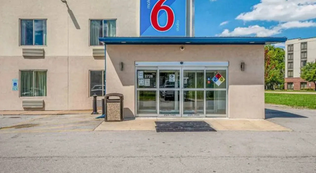 Studio 6 Peoria, IL
