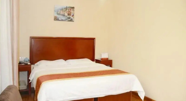 Двухместный номер Standard GreenTree Inn High Tech Changzhi Road Subway Station Business Hotel