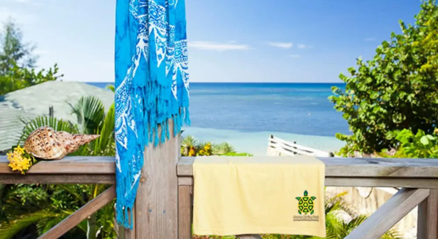 Бунгало Standard с балконом Las Rocas Resort and Dive Center