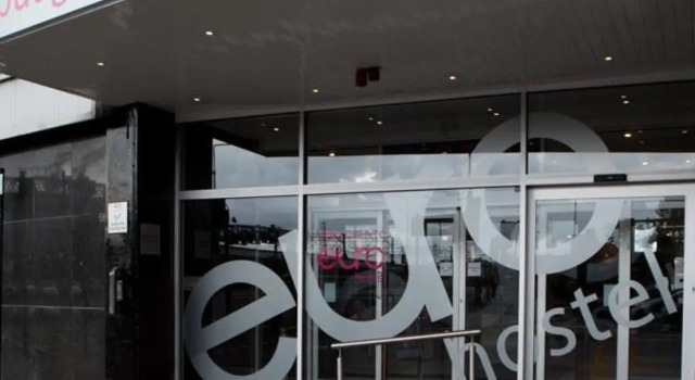 Кровать в общем номере Euro Hostel Glasgow