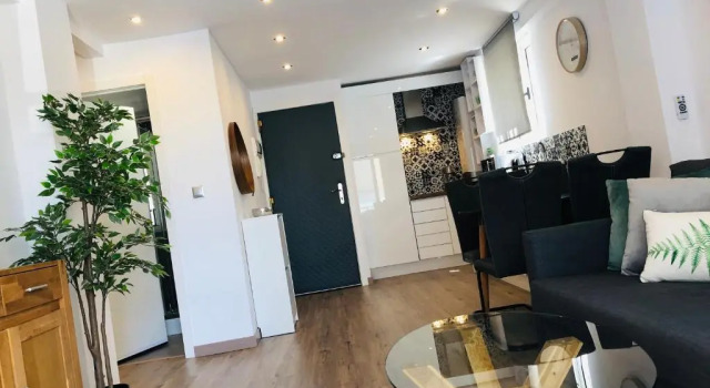 Be Happy, Santa Pola Apartamento a 50 metros de la Gran Playa, Забронировать Апартаменты/квартира Отели Санта Полы с парковкой, рядом с Музей соли в городе Санта-Пола, Парковка