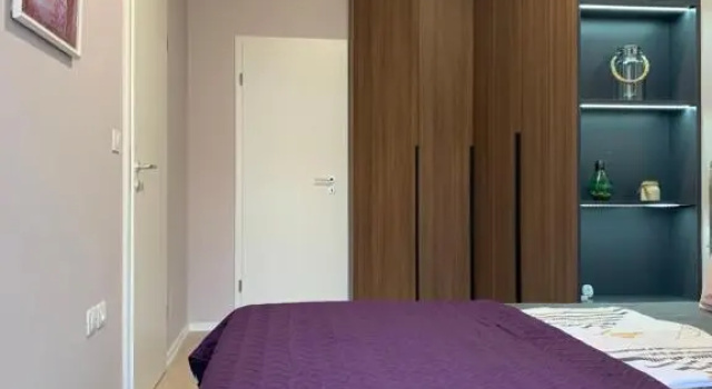 Lovely 1-bedroom Condo in Tirana WiFi-Netflix-AC