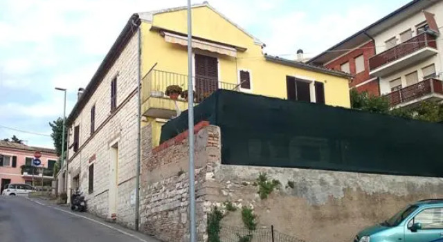 A Casa Di Andrea, Rezervovat Hotel Sirolo 