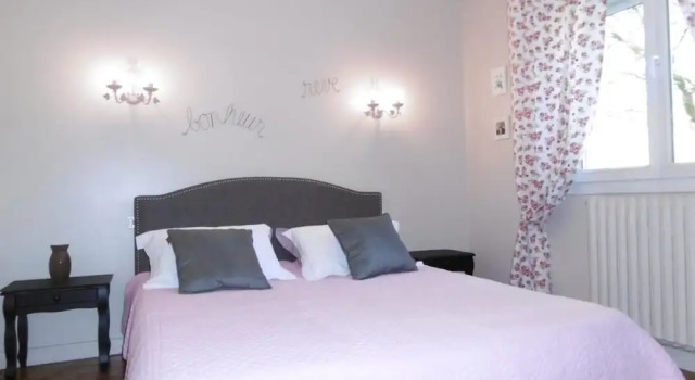 La Maison de Marie, Varaa Hotelli Hotellit Côtes-d'Armor pysäköinnillä, Pysäköinti