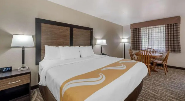 Люкс Quality Inn & Suites South Fork - Wolf Creek
