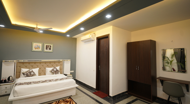 Люкс Posh Garden Inn Artemis Hospital Road Gurgaon