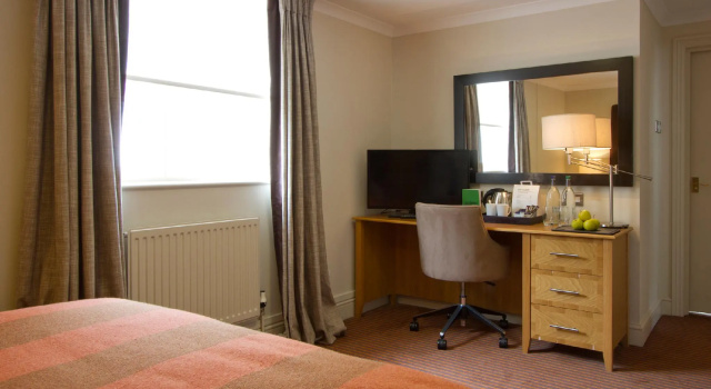 Двухместный номер Standard Gorse Hill Hotel