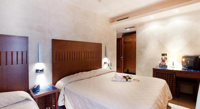 Hotel La Sfinge, Забронировать Отель Отели Побережья Марок 3 звезды, 3*