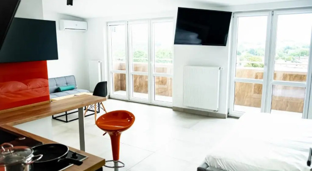 Четырёхместный номер Superior Orange Tree Hotel