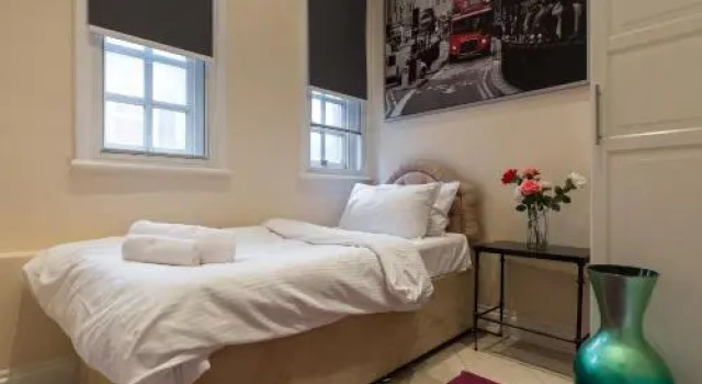 Apartment on Duke Street