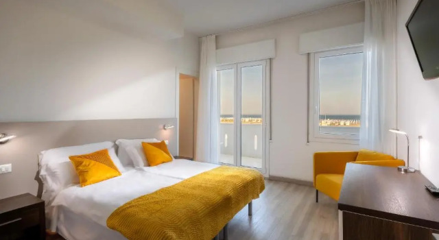 Двухместный номер Deluxe с балконом и с видом на море Hotel Delfino