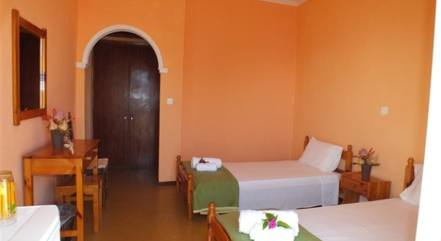 Akis Rooms