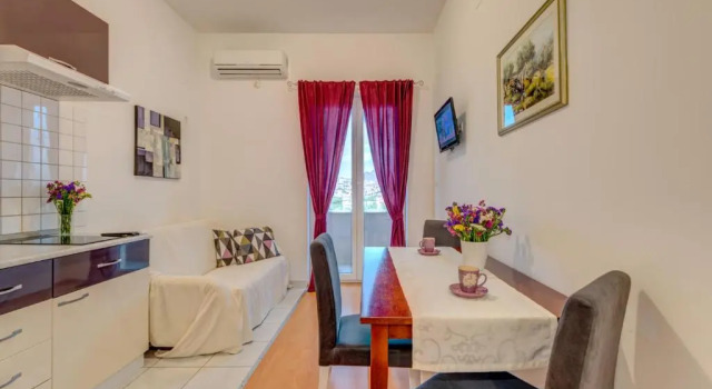 Apartment Roko, Prenota Appartamento Splitska 