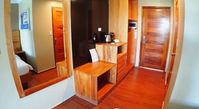 Двухместный номер Comfort c 1 комнатой с видом на сад Roman Empire Panglao Boutique Hotel