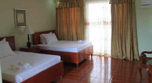 La Vista Hotel & Beach Resort, Забронировать Курортный отель  