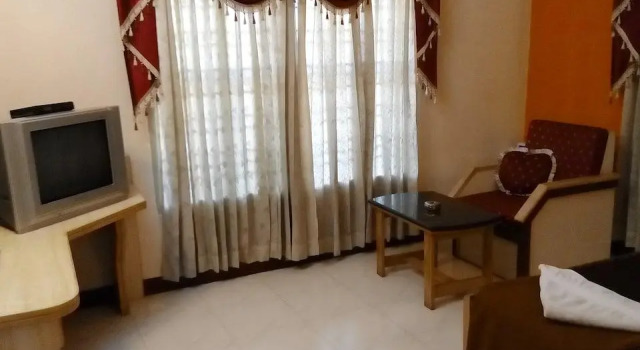 Hotel Athithi