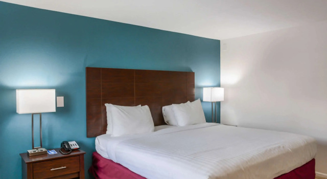 Двухместный номер Standard Rodeway Inn Milford