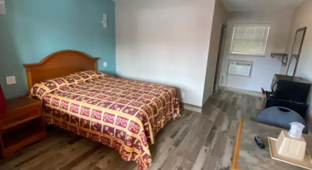 Двухместный номер Standard Red Carpet Inn Daytona Beach