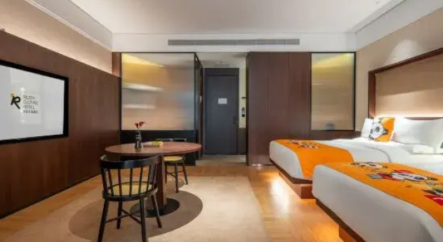 Семейный тент Xiyou Rezen Hotel (Nanyang Zhongjing Avenue Gaoxin Wuyue Plaza)