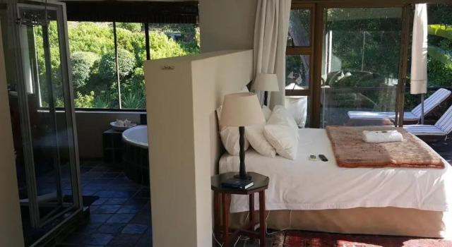 Номер Premier The Greens Guesthouse