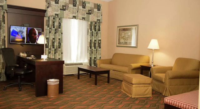 Двухместный люкс Hampton Inn & Suites Houston Rosenberg