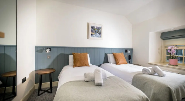 Семейный люкс с 2 комнатами Loch Ness Inn