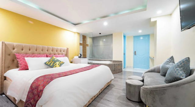 Двухместный люкс Collection O Joy Inn - Near T3 Terminal