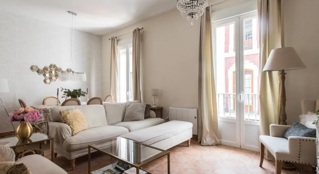 Апартаменты Deluxe Boutike Guesthouse