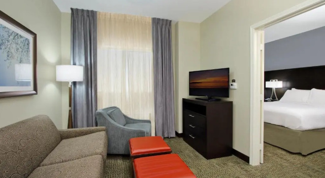 Номер Standard с 2 комнатами Staybridge Suites - Houston - Medical Center by IHG