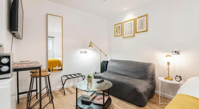 Студия Beautiful Hyde Park Studio Flat