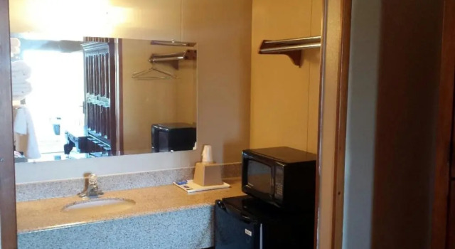 Номер Standard Carefree Inn Flatonia