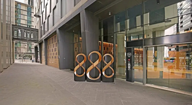 Astra Apartments Docklands, Забронировать Апартаменты/квартира Докландс Мельбурн, рядом с Пристань для яхт «Е»