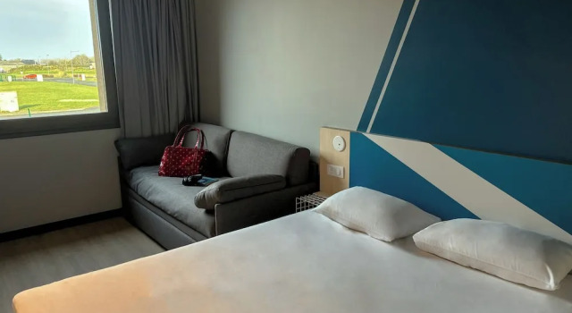Двухместный семейный номер Standard Ibis Budget Pontorson Baie Du Mont Saint Michel