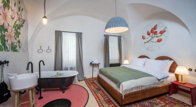 Номер Deluxe Monastery Garden Bistro & Rooms