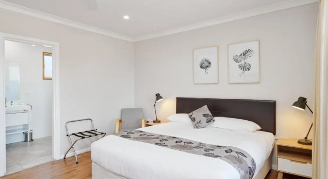 Студия Wingham Motel