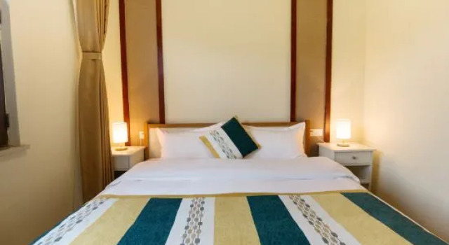 Семейный люкс Deluxe с 2 комнатами с видом на озеро Sunshine Penisula Hotel