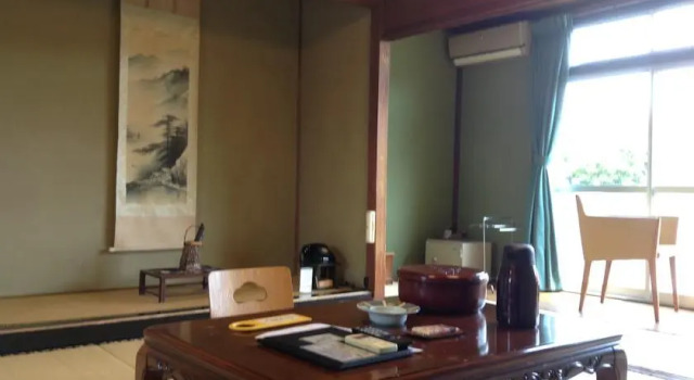 KKR Zushi Shotei-en, Prenota Hotel Zushi Kanagawa