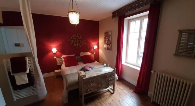 CHEZ TANTE SOLY, Забронировать Отель Шамбон-сюр-Линьон Haute Loire