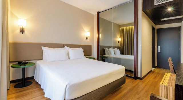 Двухместный номер Superior с балконом TURIM Santa Maria da Feira Hotel